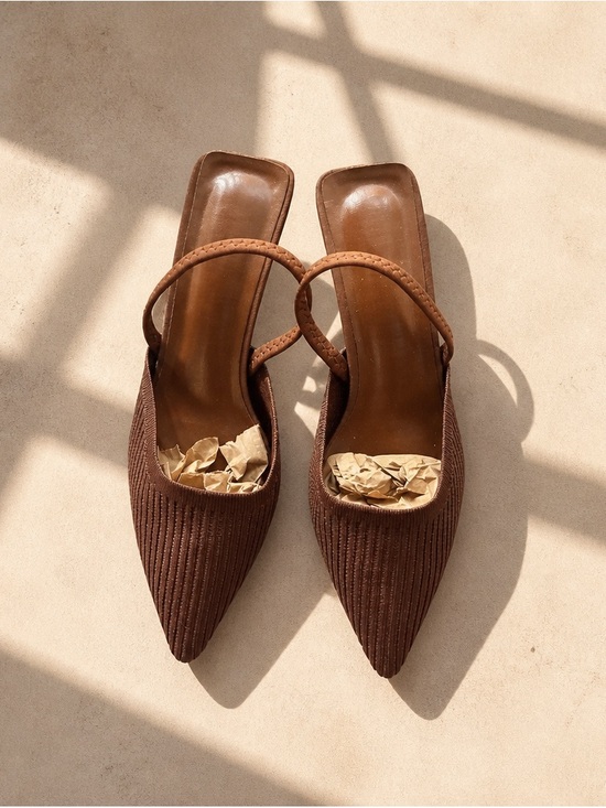Unbranded Shoes - Pointed Toe Brown Slip-On Mules with Braided Strap
